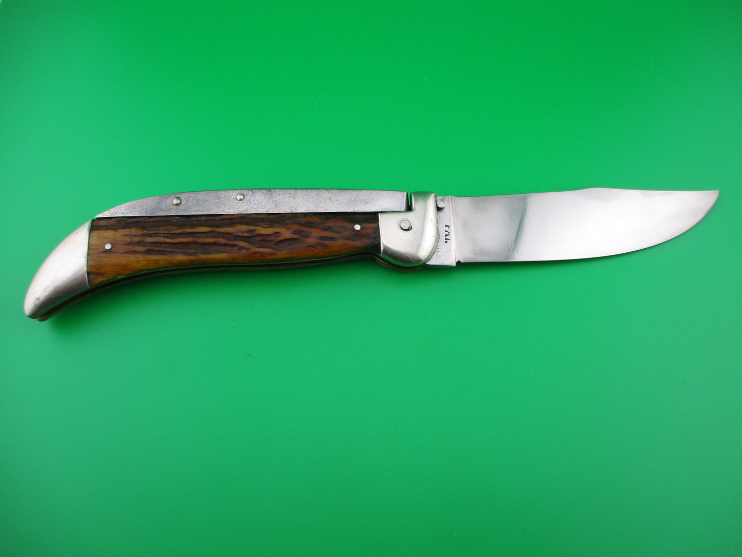 z KaBar Grizzly Stag Vintage #2179 switchblade knife