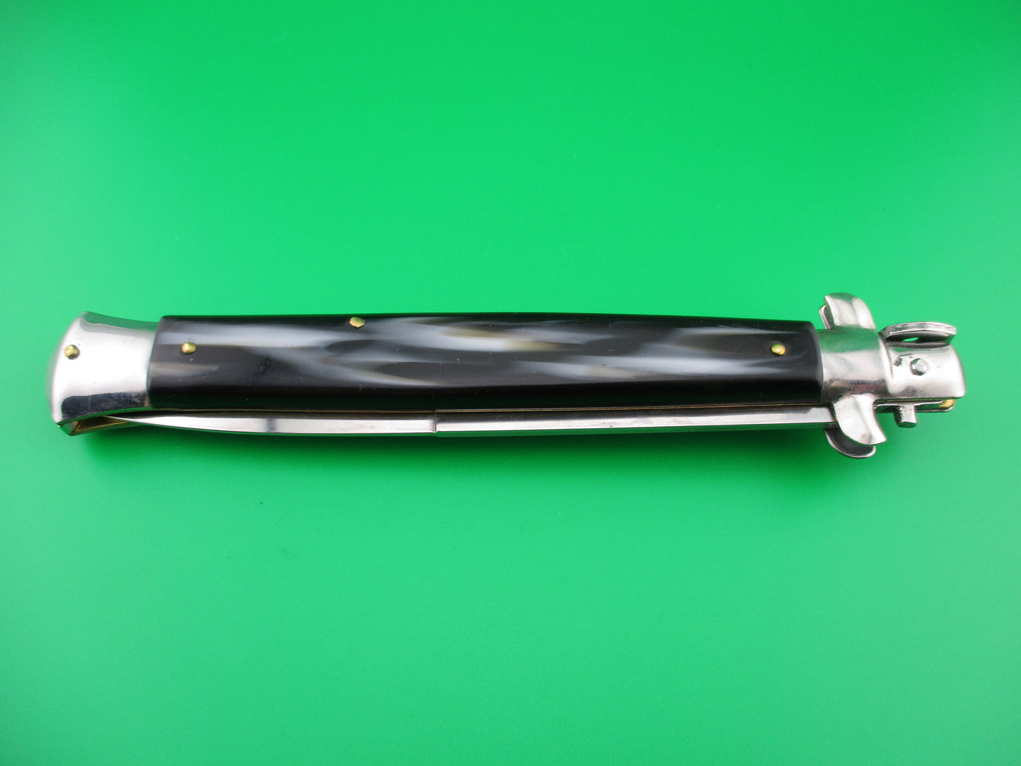 MADE IN ITALY 33cm Italian Swivel Bolster Stiletto Black streaked switchblade