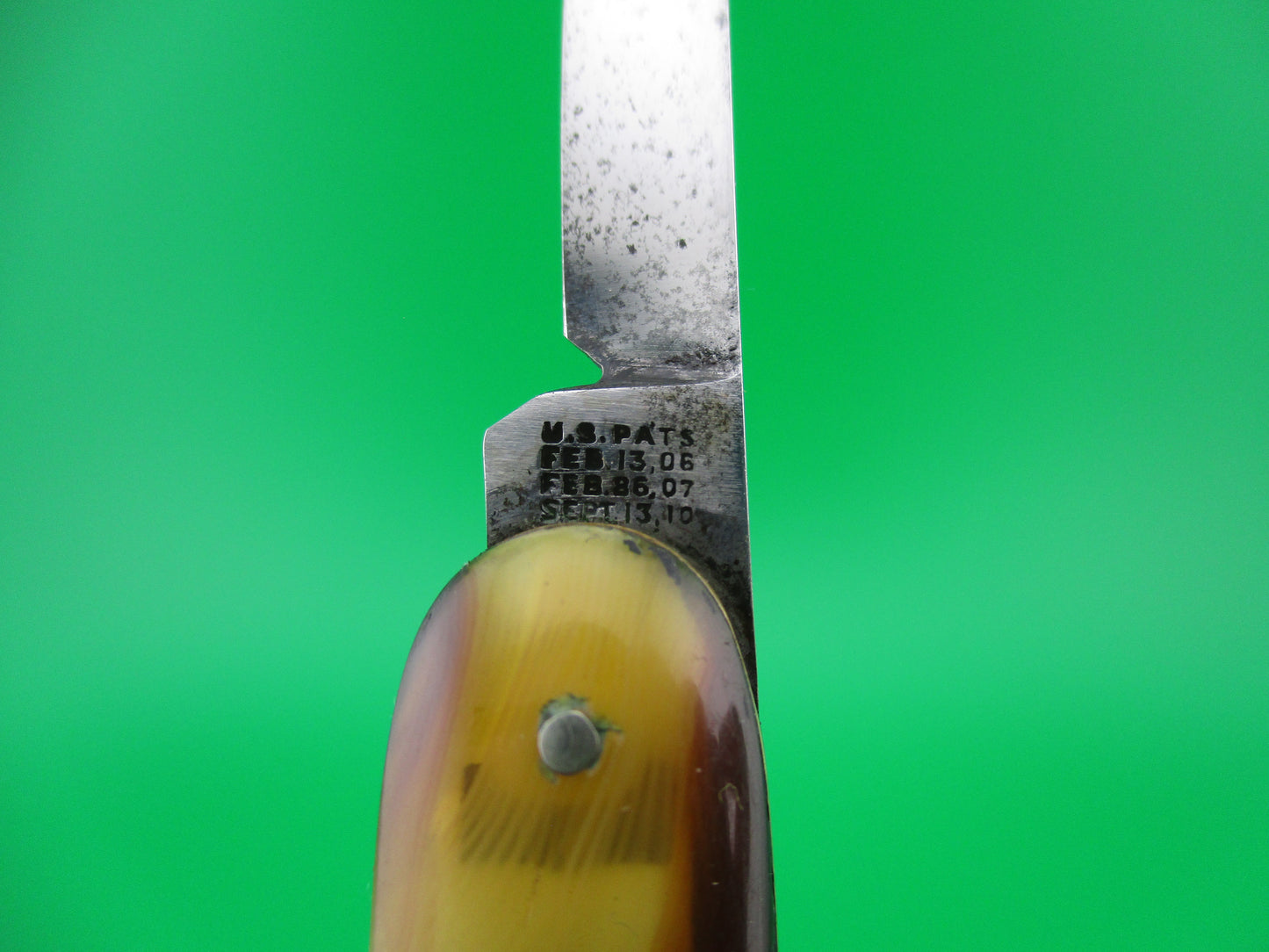 z SCHRADE CUT CO Medium Double Butter & Molasses Early switchblade knife