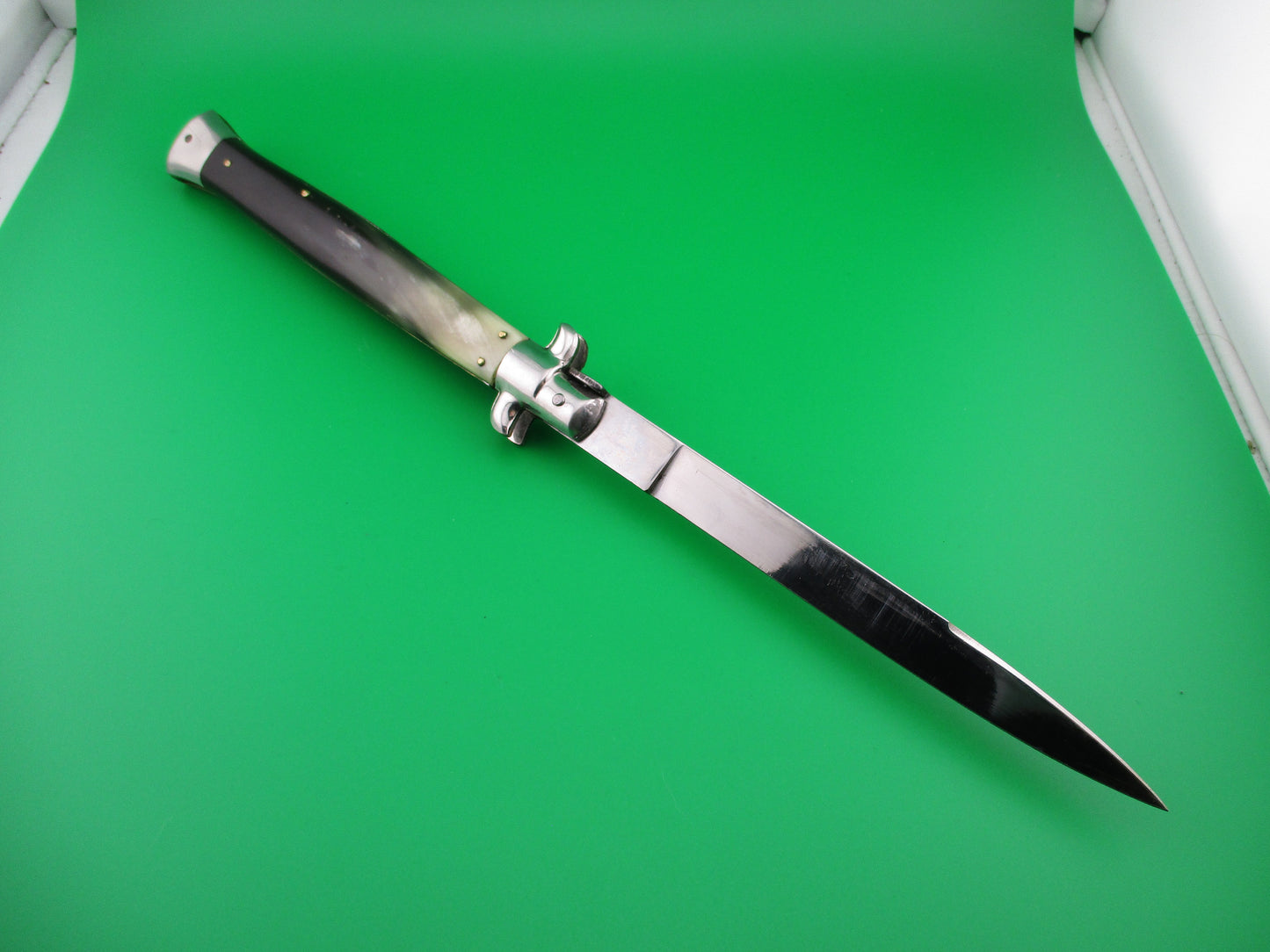 z Rostfrei (slant) 33cm Italian Late Transitional Stiletto switchblade knife