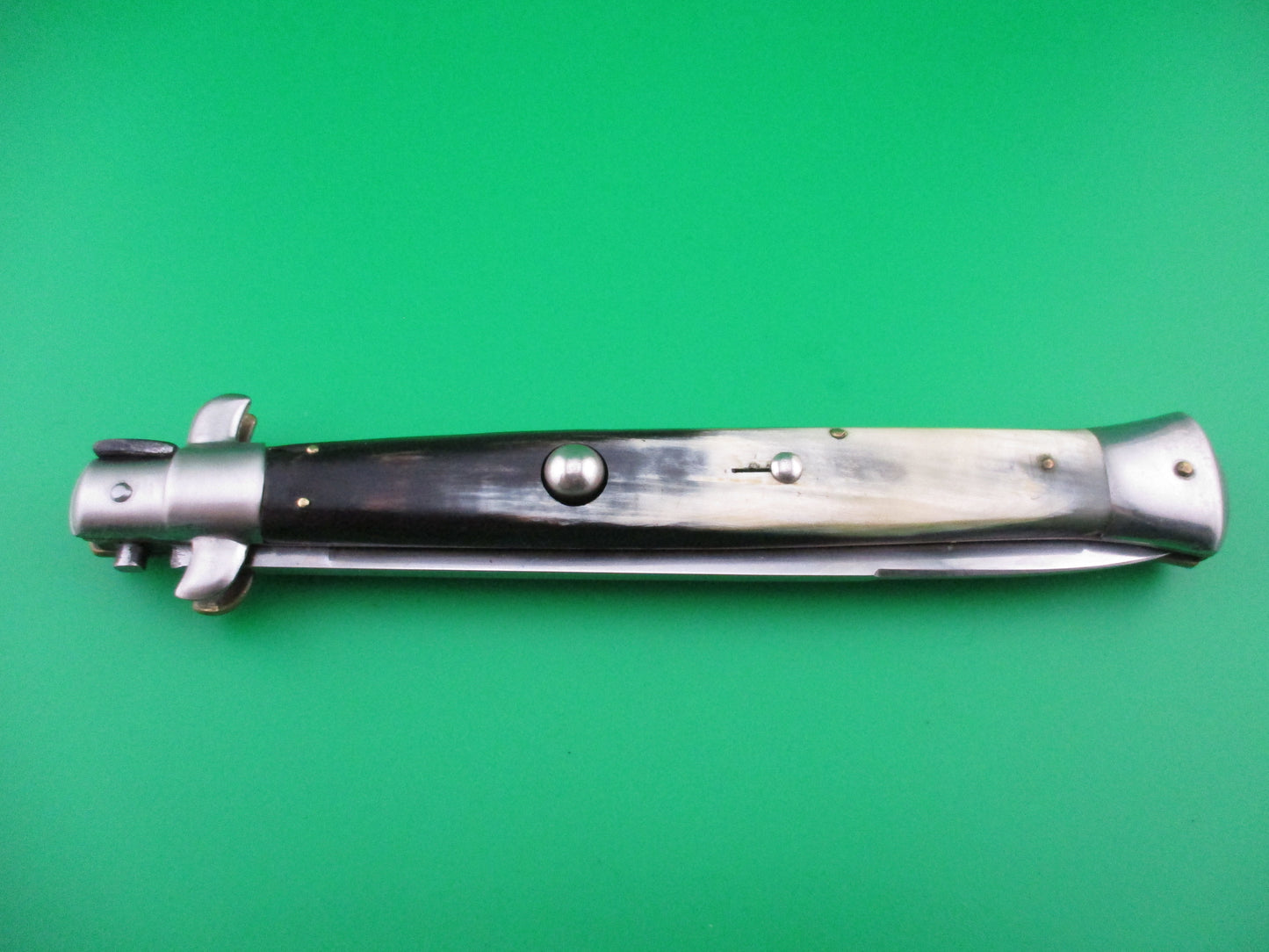 z Rostfrei 33cm Italian Transitional Stiletto Black & Cream horn switchblade