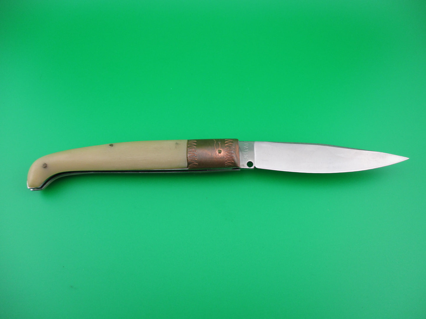 z Jndiana PATENT 21cm Pattada Italian Birds head switchblade knife