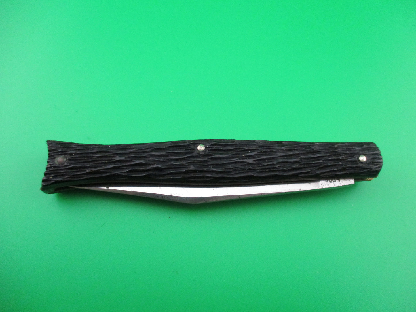 z Schrade Cut Co Fishtail Black Stagged Super Nice 1940s vintage switchblade knife.