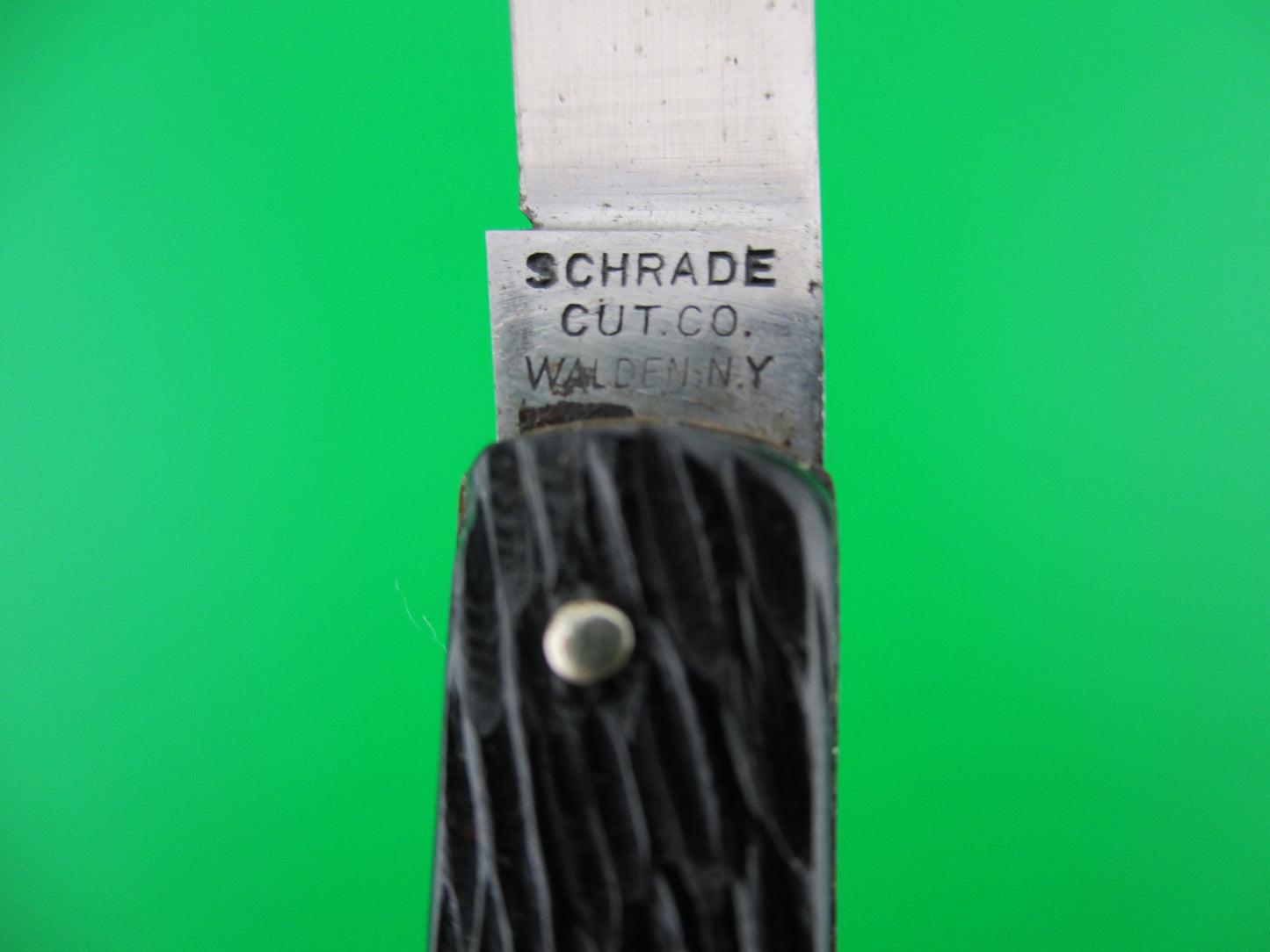 z Schrade Cut Co Fishtail Black Stagged Super Nice 1940s vintage switchblade knife.