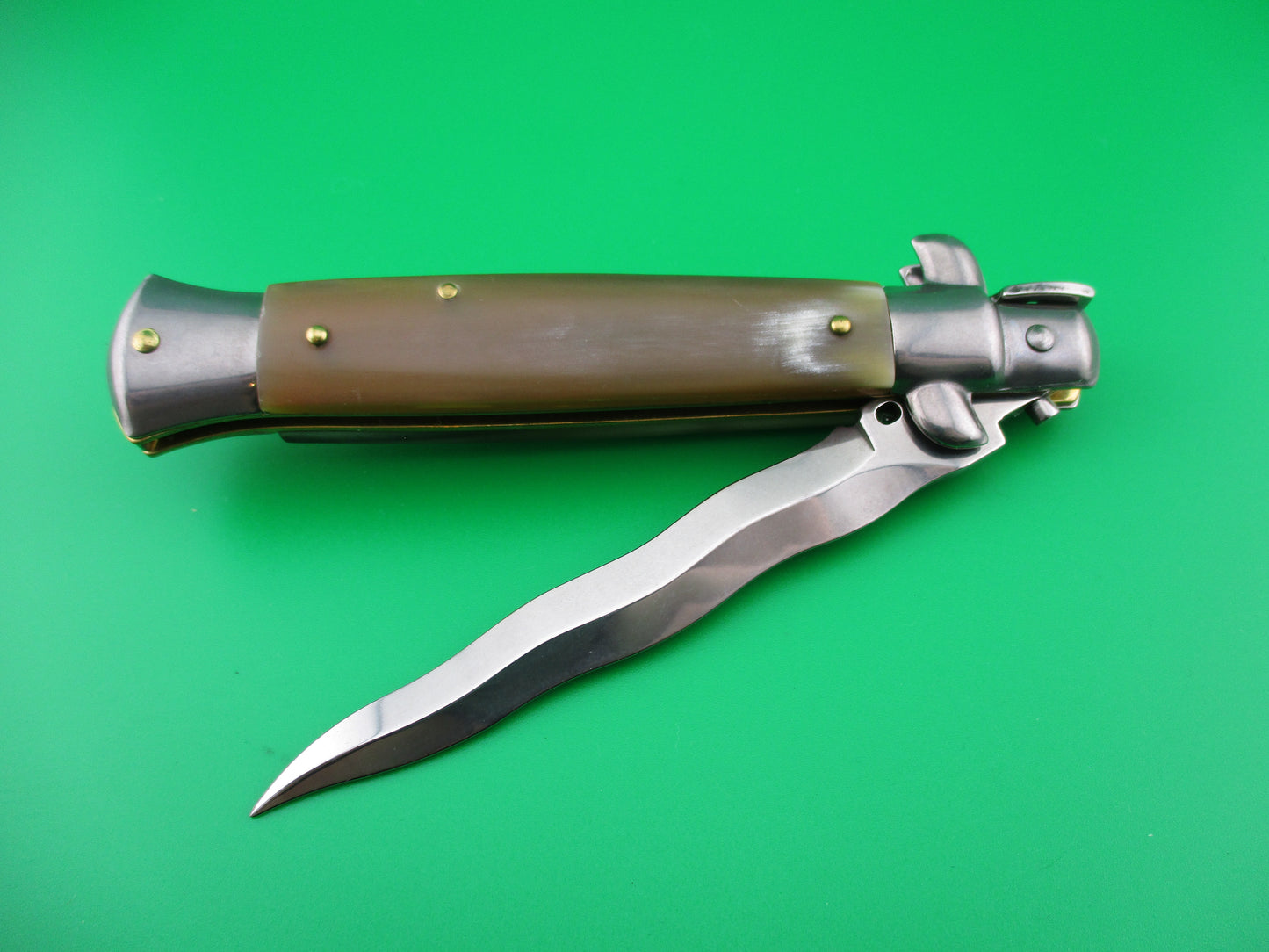 z FRANK B 23cm Italian Kris Stiletto Light horn swivel bolster automatic knife