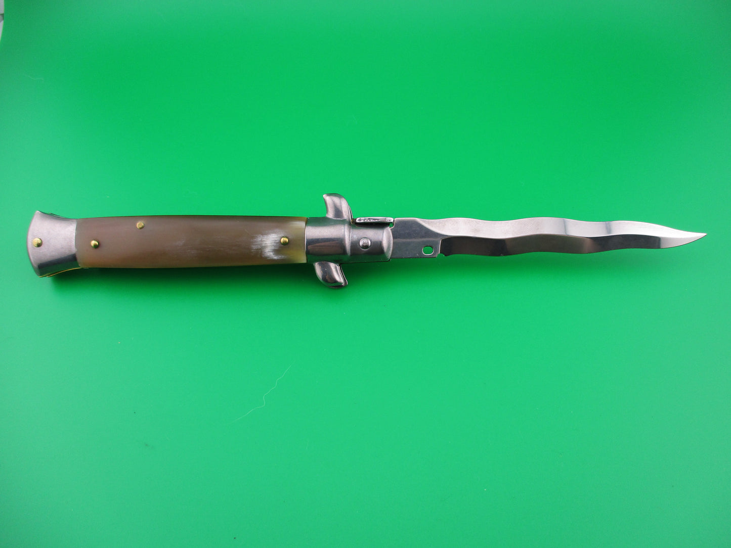 z FRANK B 23cm Italian Kris Stiletto Light horn swivel bolster automatic knife