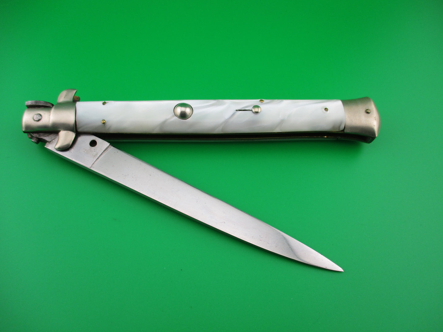 z Rostfrei (slant) 33cm Italian Transitional Pearlex Stiletto switchblade