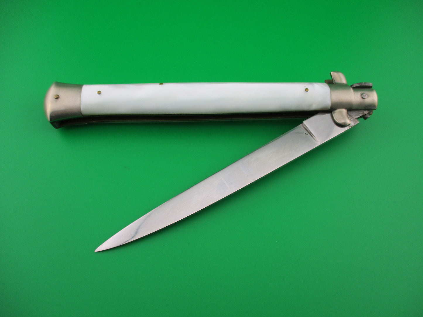 z Rostfrei (slant) 33cm Italian Transitional Pearlex Stiletto switchblade