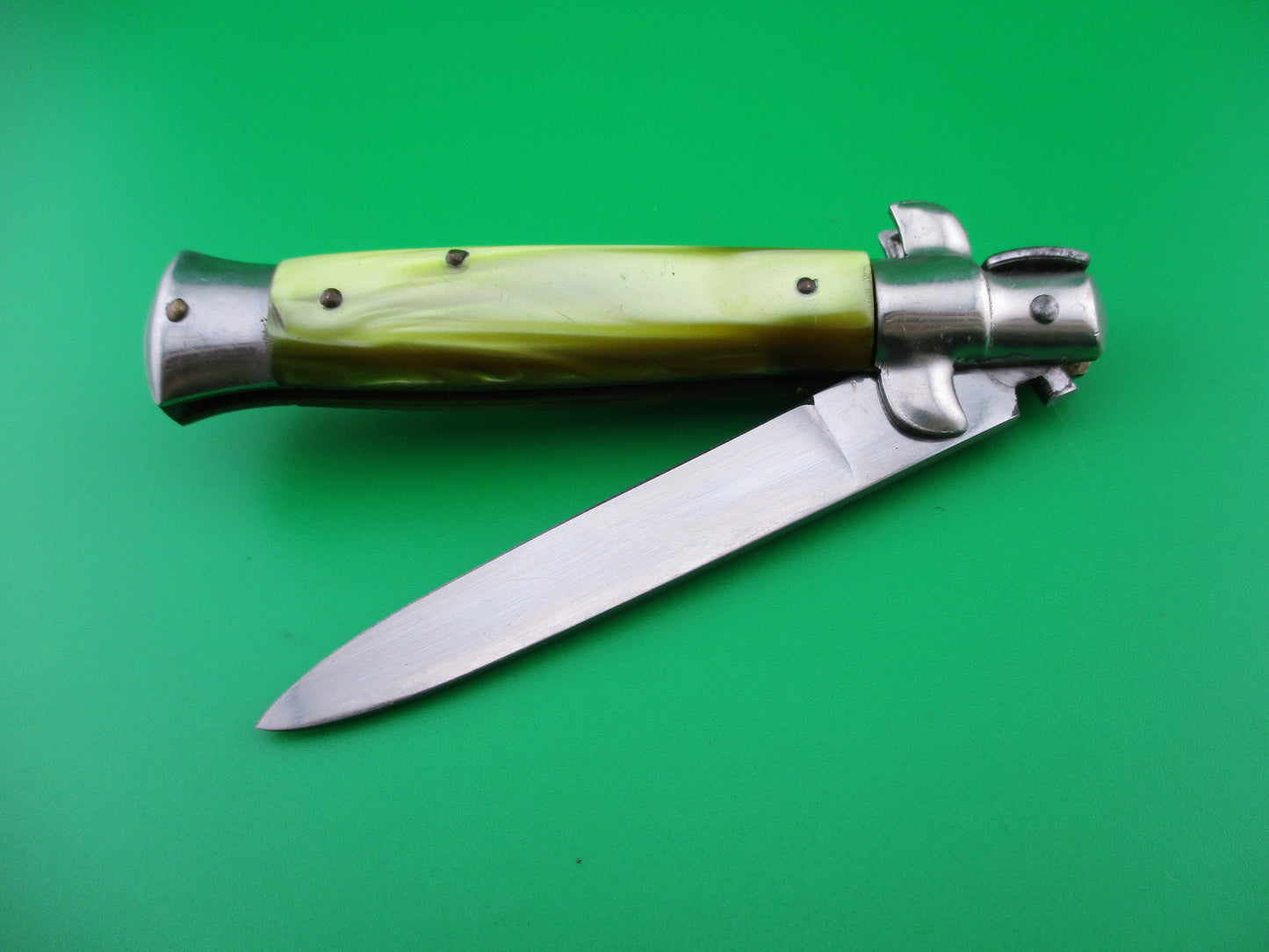z Rostfrei O 18cm Italian Stiletto swivel bolster Green pearlex automatic knife