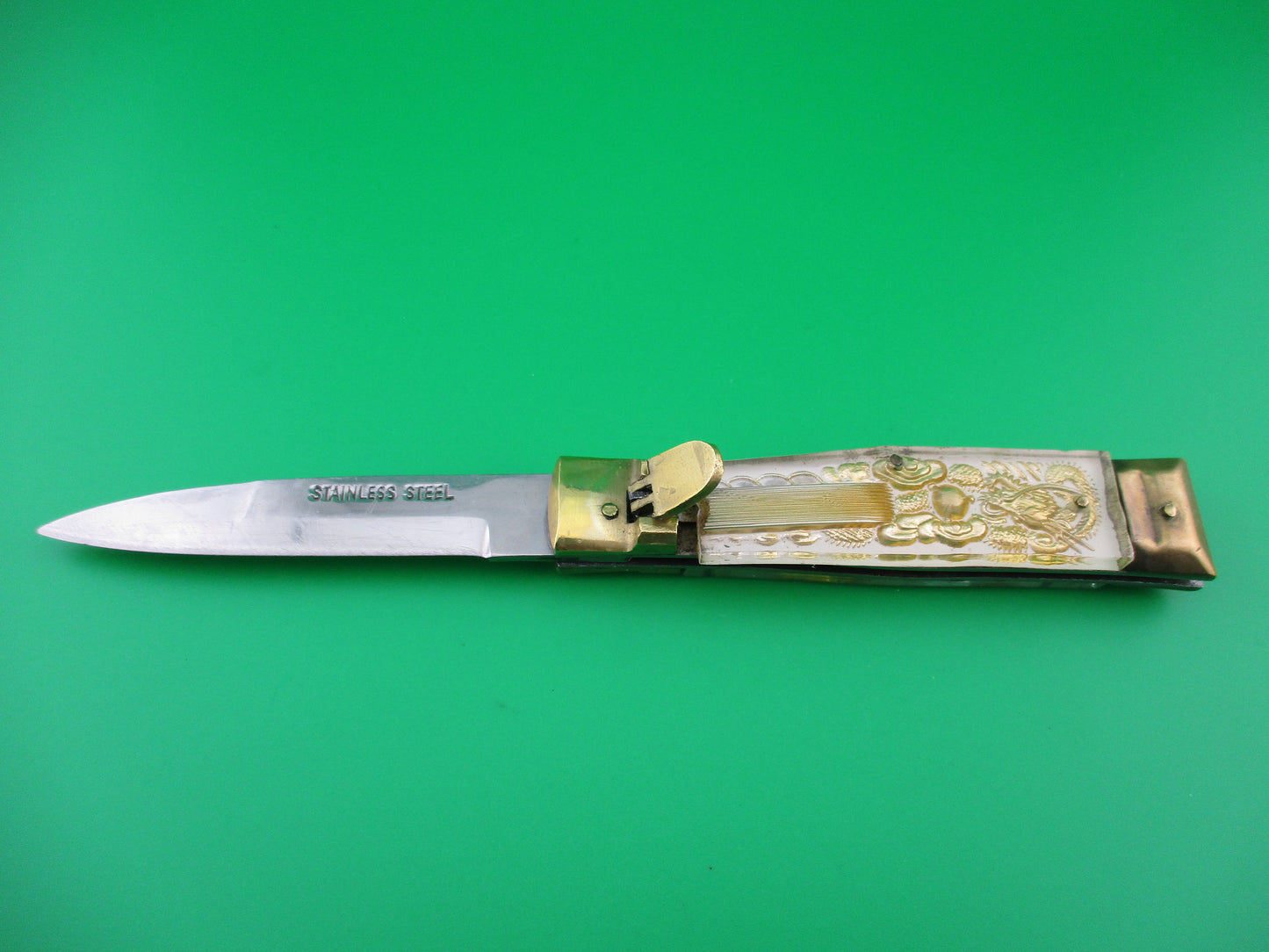 STAINLESS STEEL Bullfighter Dragon 19cm Mexican White & Gold Vintage Lever souvenir knife