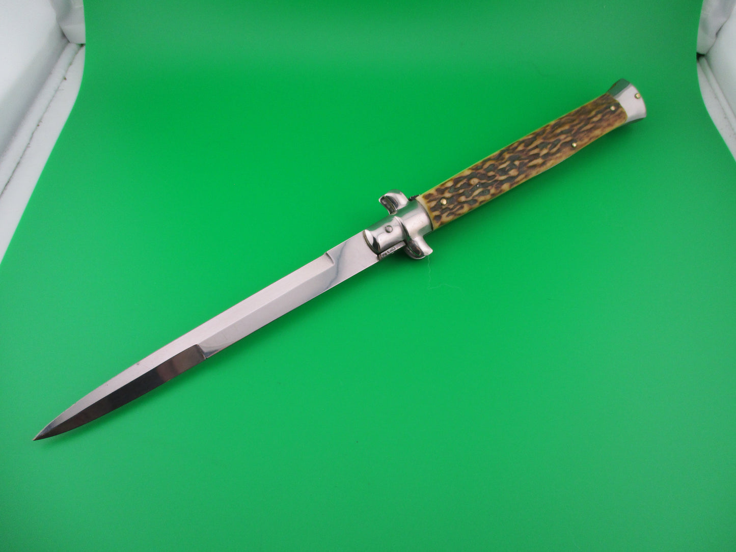 z MADE IN ITALY 33cm Italian Stag Swivel bolster automatic knife