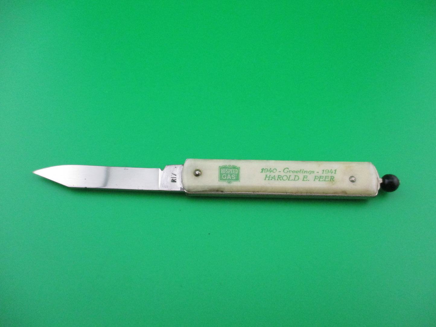 z Remington R17 Pullball Hi-Speed Gas advertising automatic knife