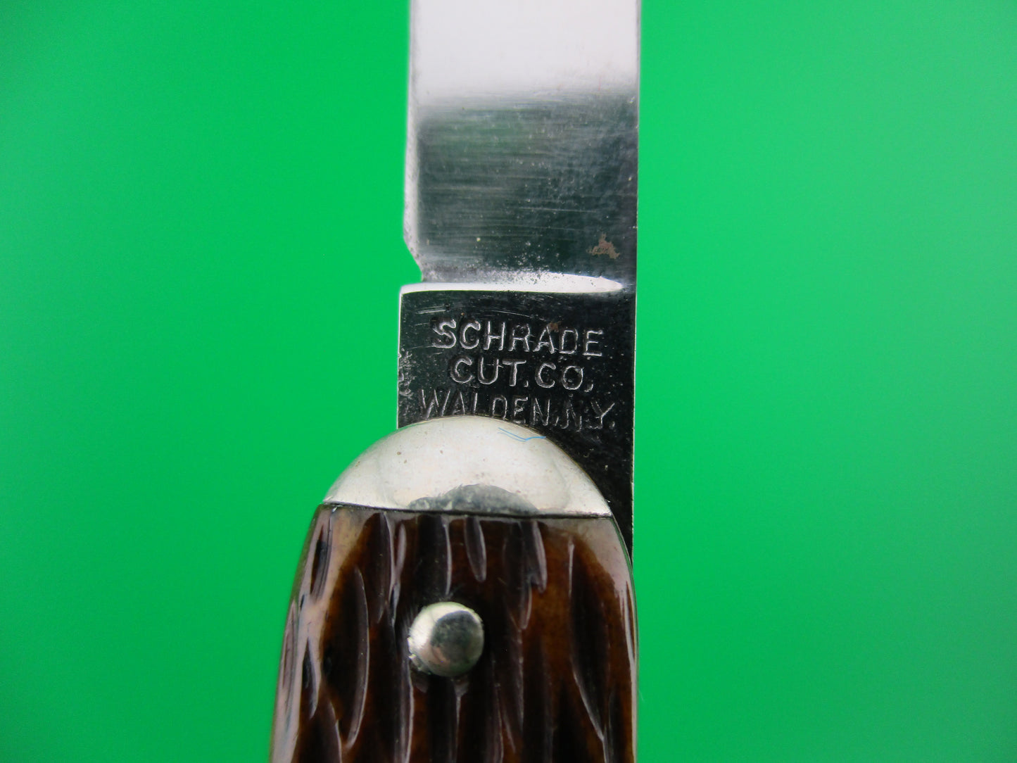 z Schrade Cut Co double Jigged bone tip bolsters automatic knife
