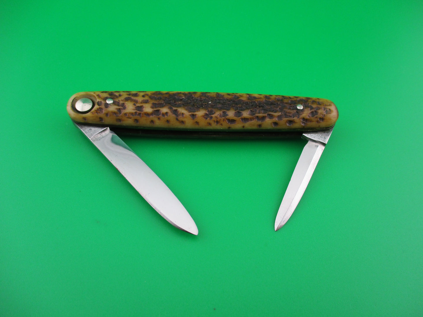 z Press Button Knife Co medium Bone double automatic knife