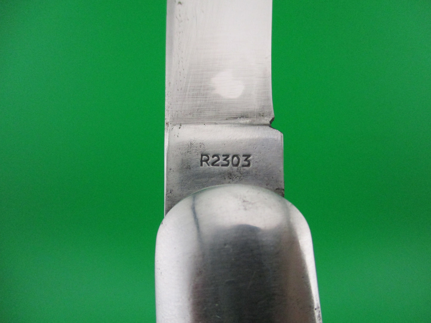 z REMINGTON 2303 Vintage 1940s Bone switchblade knife