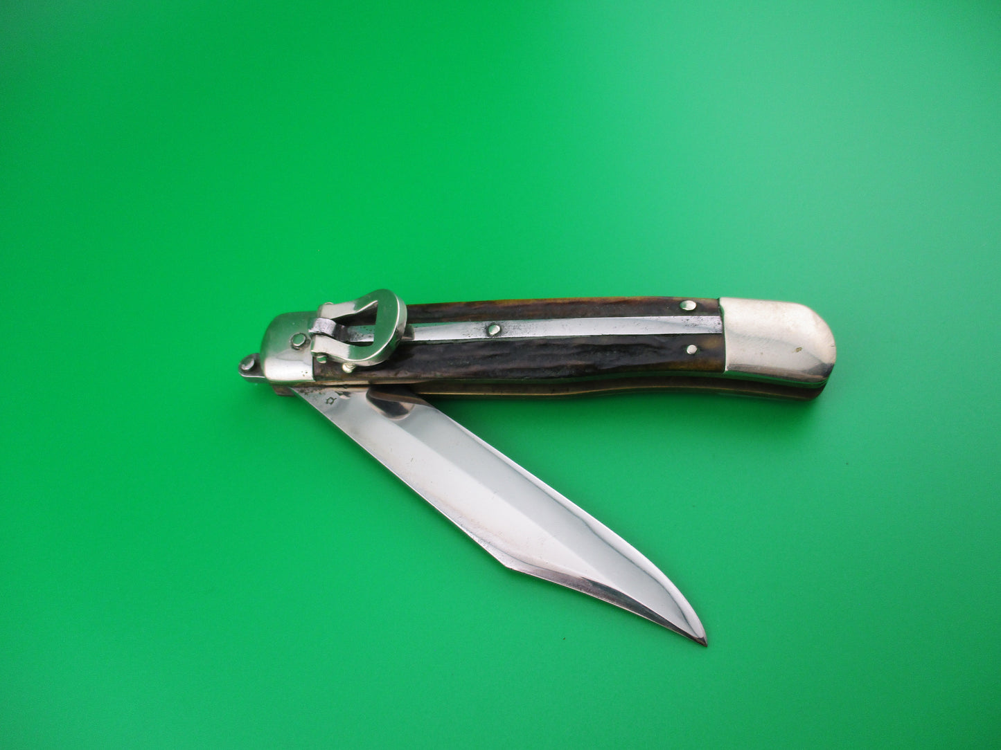 z KABAR 21105 Vintage Teardrop Lever Stag automatic knife