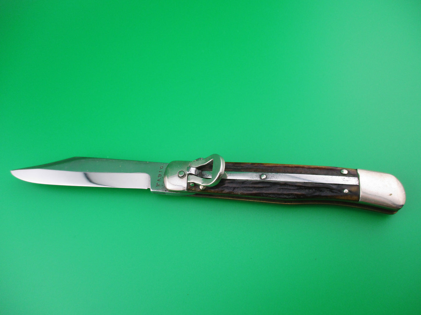 z KABAR 21105 Vintage Teardrop Lever Stag automatic knife