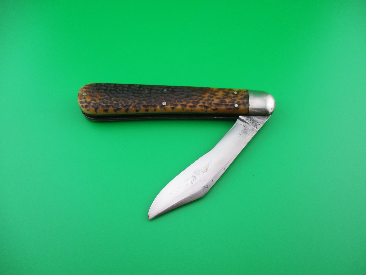 z Press Button Knife Co INVINCIBLE antique switchblade knife