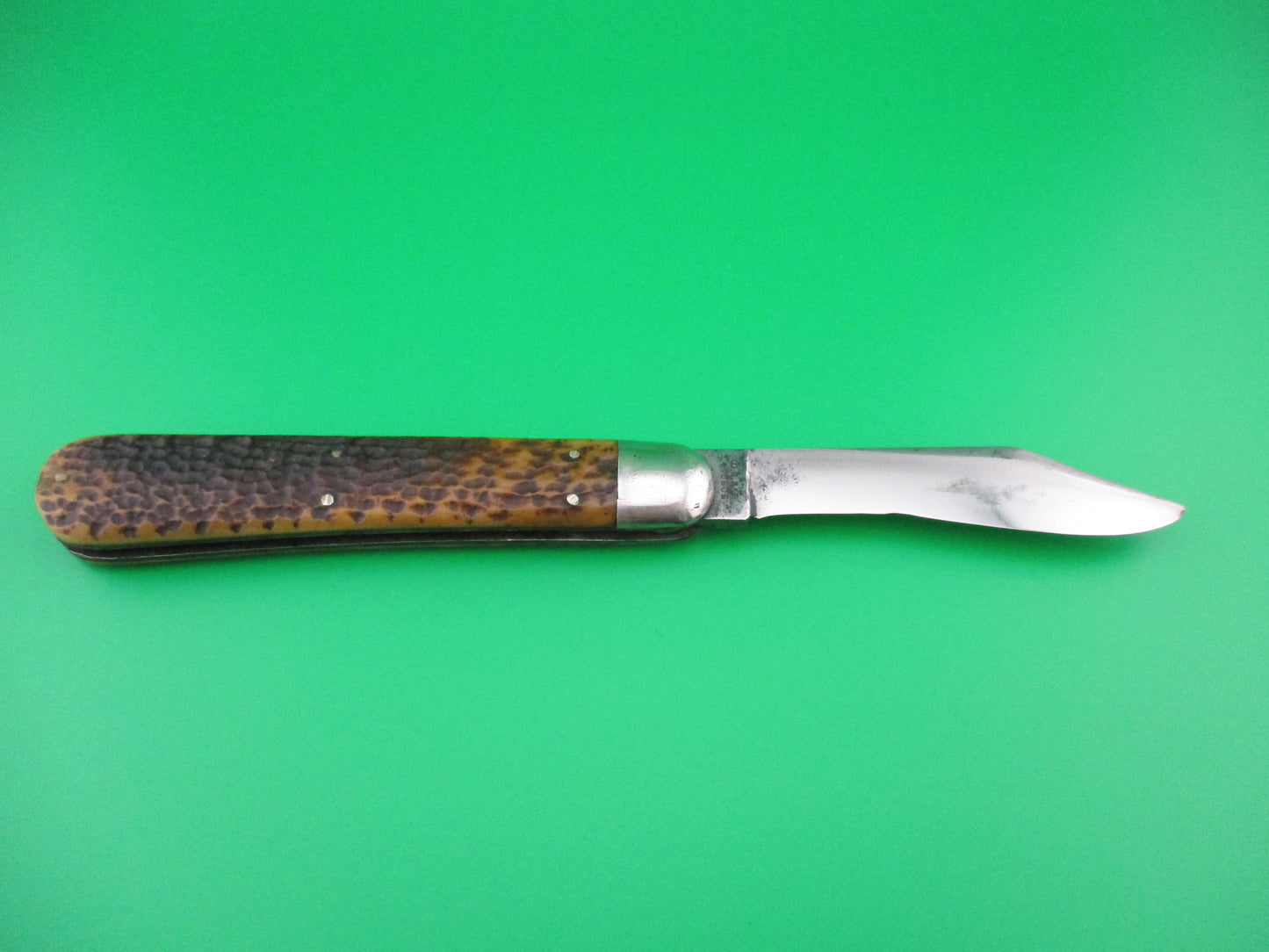 z Press Button Knife Co INVINCIBLE antique switchblade knife