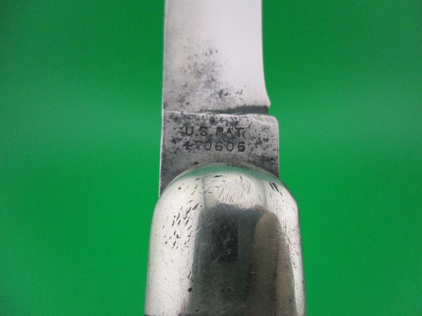 z Press Button Knife Co INVINCIBLE antique switchblade knife