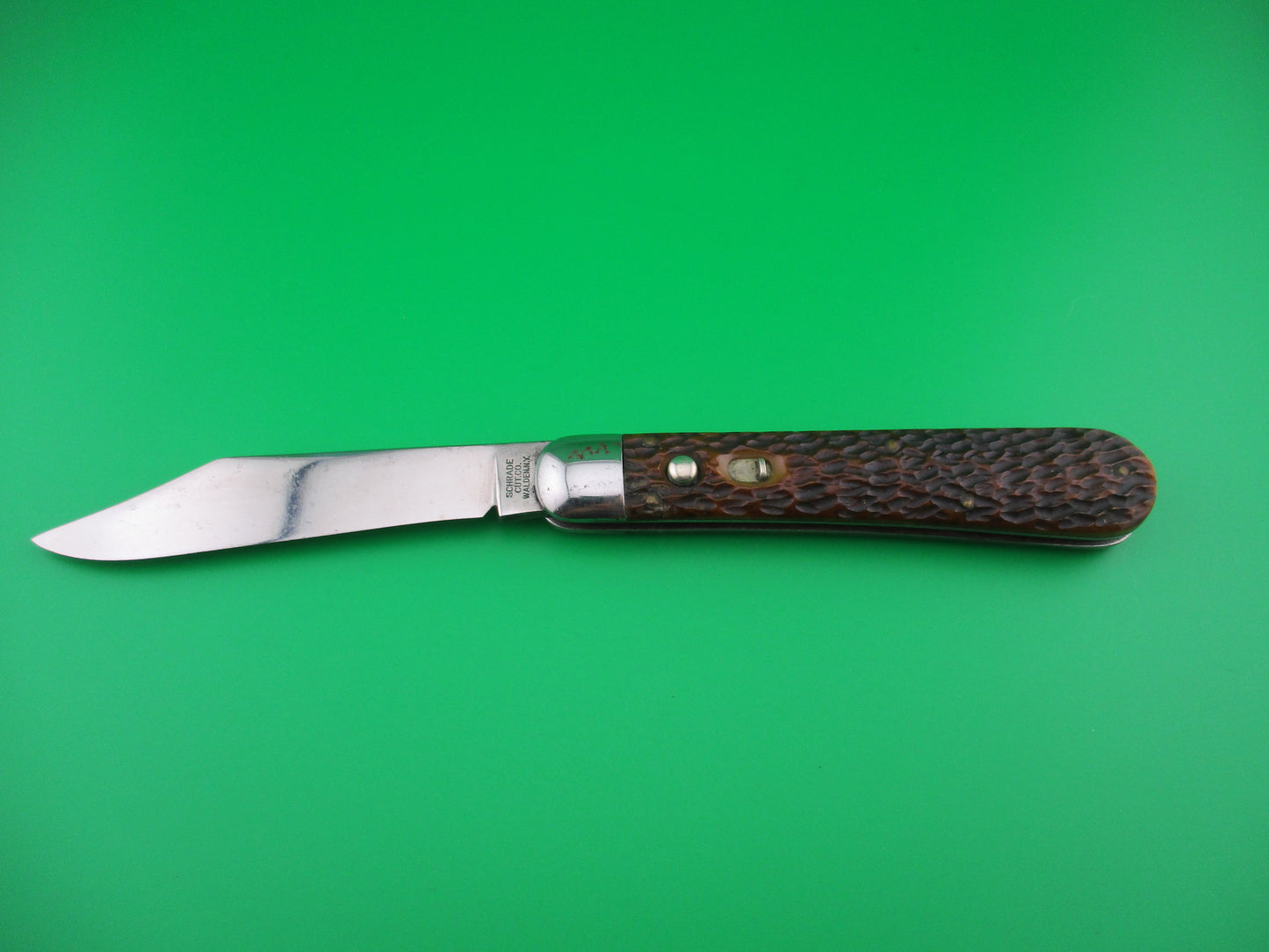 z SCHRADE CUT CO Hunter Early 1543 3/4 Picked Bone switchblade knife
