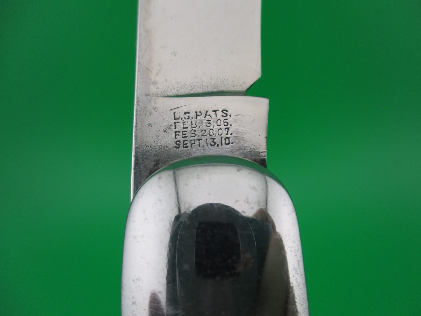 z SCHRADE CUT CO Hunter Early 1543 3/4 Picked Bone switchblade knife