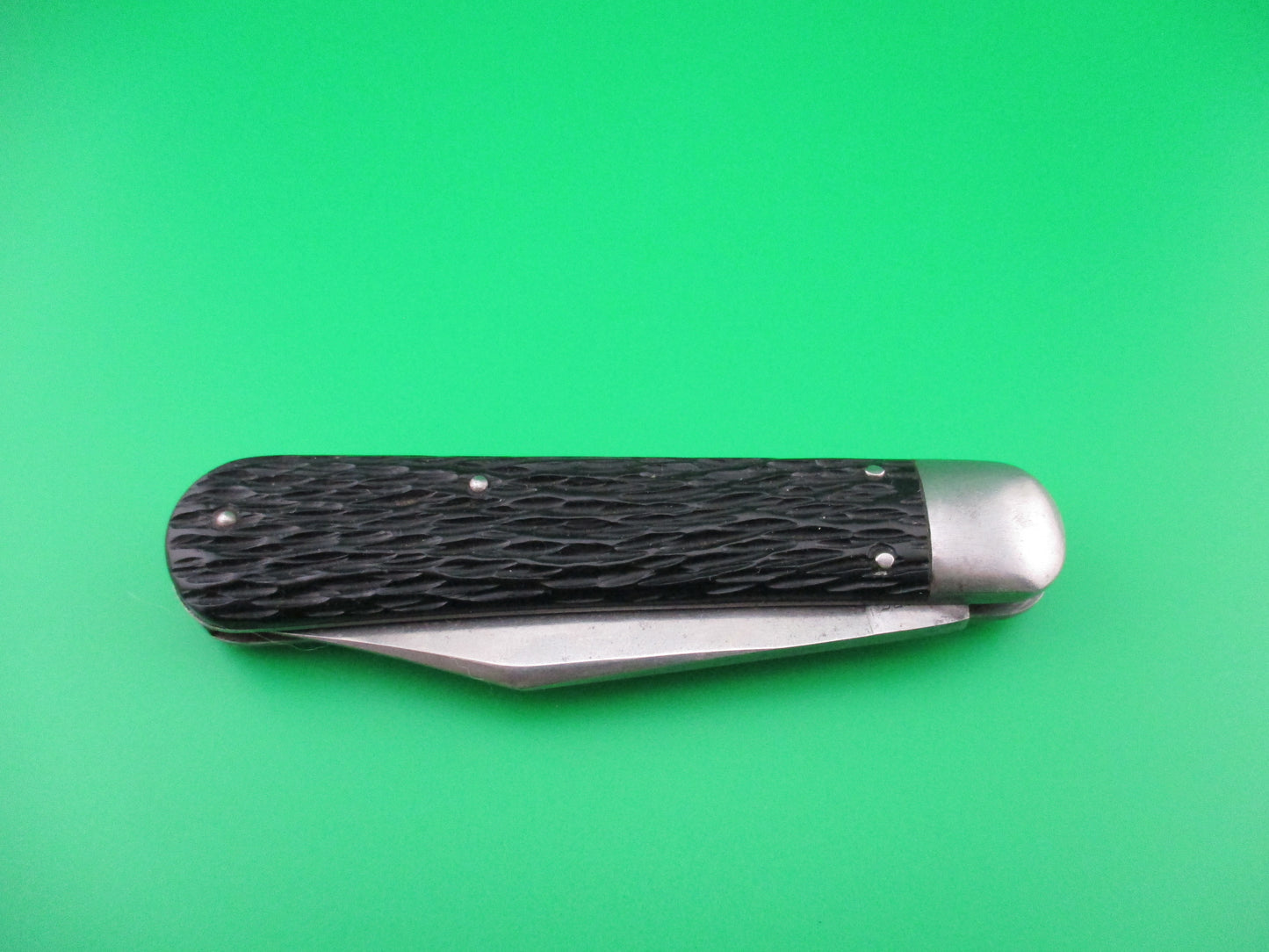 z Schrade Cut Co 1554 3/4 Scout Vintage black jigged automatic knife