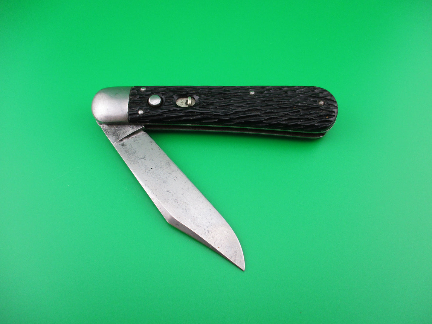 z Schrade Cut Co 1554 3/4 Scout Vintage black jigged automatic knife
