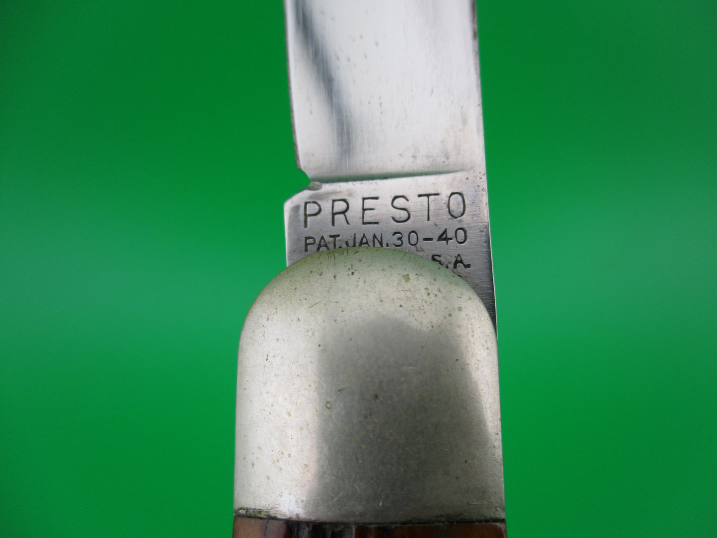 PRESTO Scout Jigged Bone Vintage switchblade knife