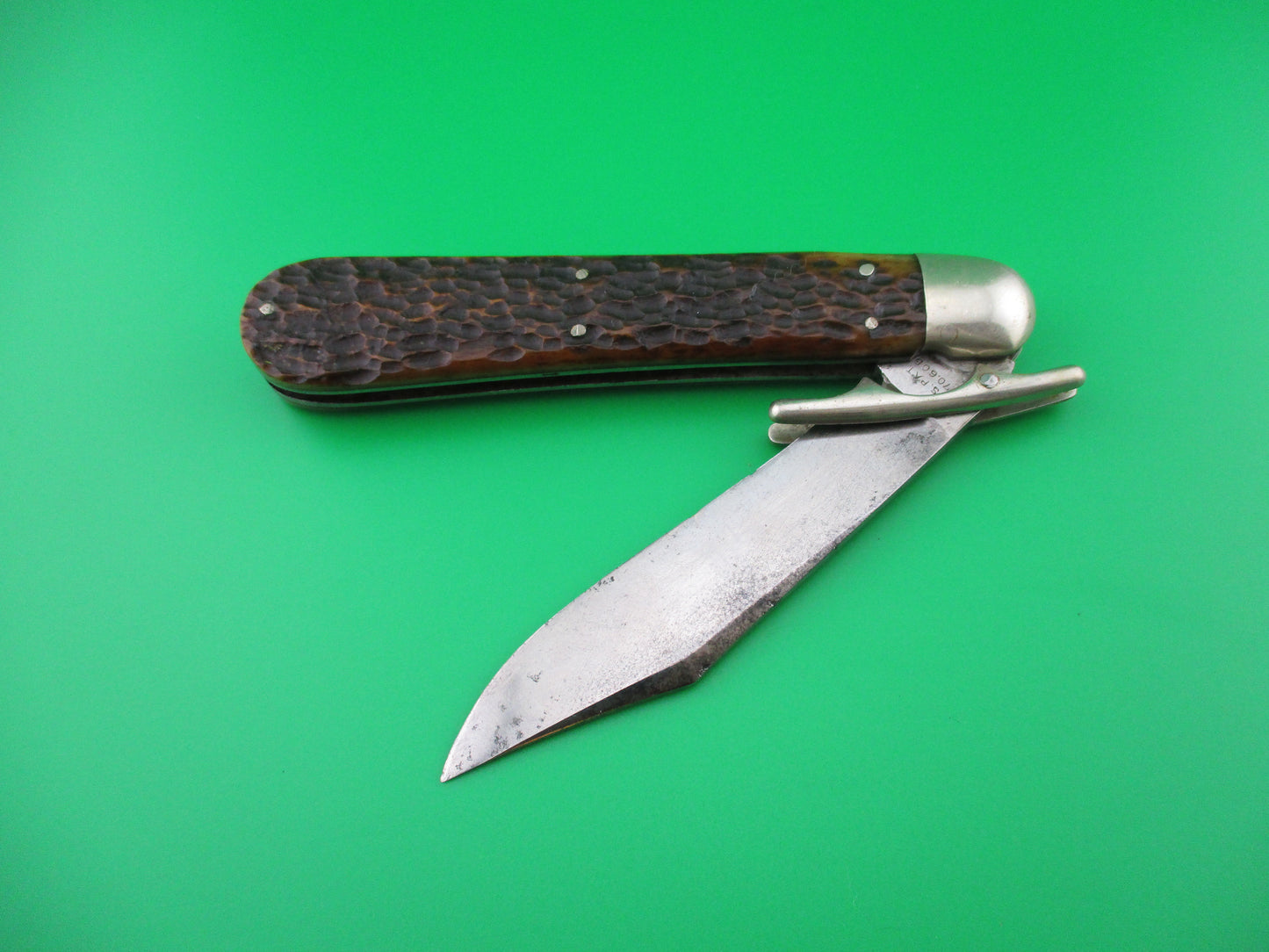 Press Button Knife Co Victor vintage switchblade