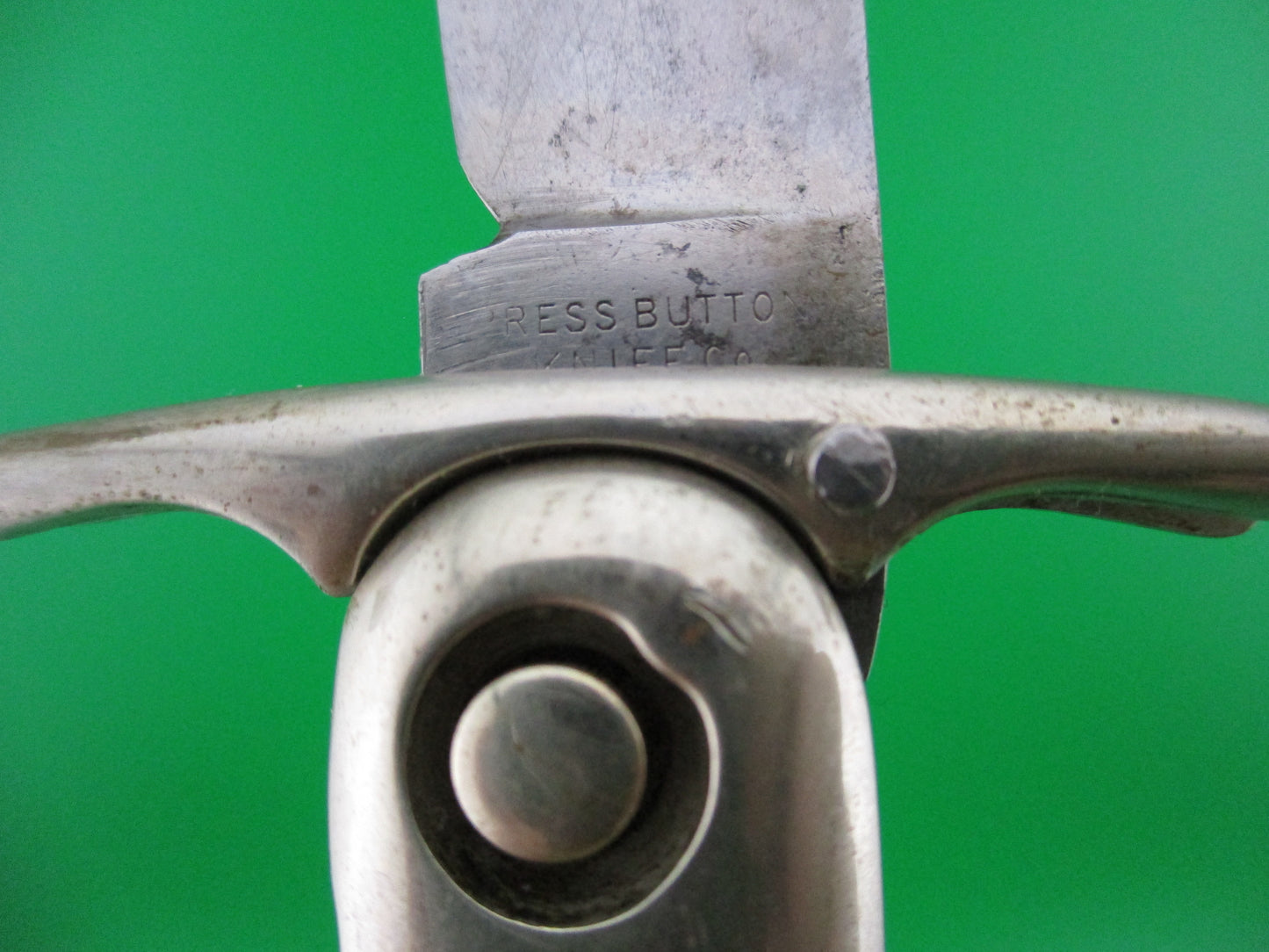 Press Button Knife Co Victor vintage switchblade