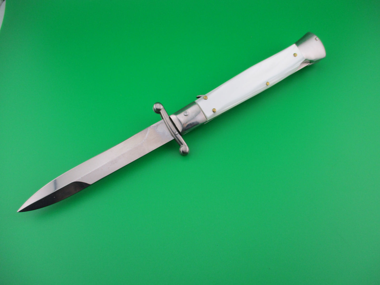 z AKC Italy 23cm Italian Swing guard Pearlex automatic knife