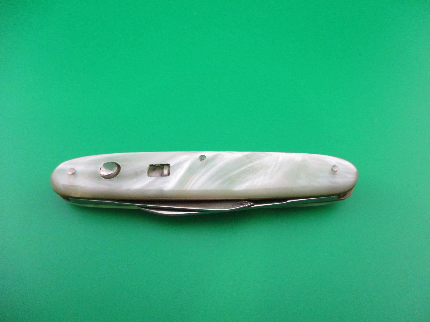 Remington 8065 Double Pearl 1940s Vintage switchblade knife