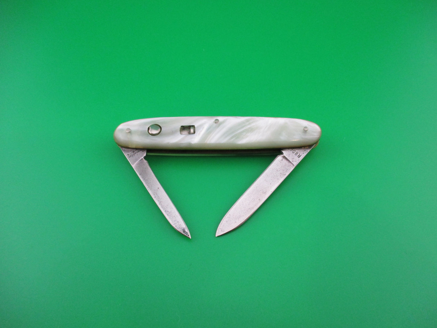 Remington 8065 Double Pearl 1940s Vintage switchblade knife
