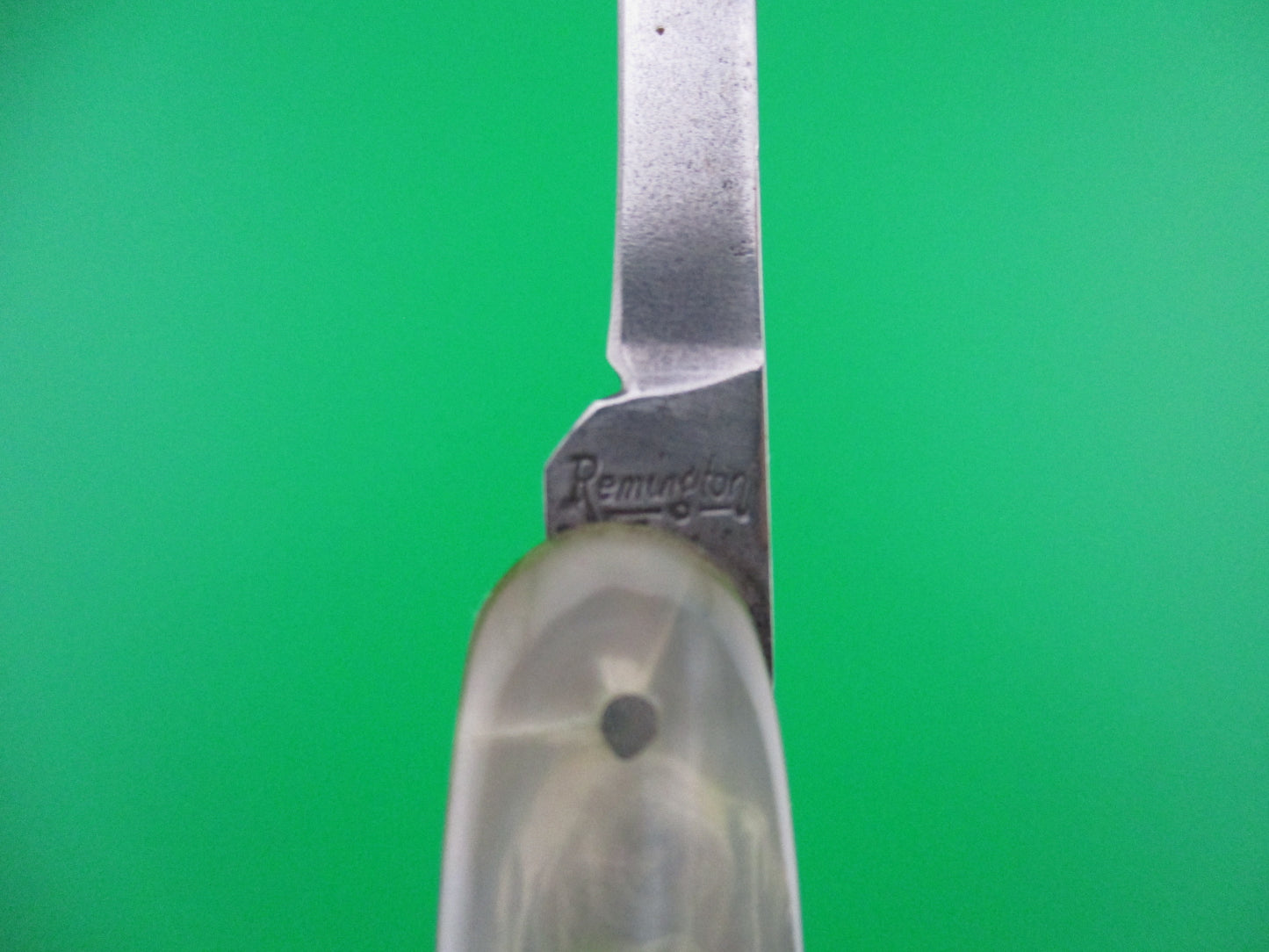 Remington 8065 Double Pearl 1940s Vintage switchblade knife