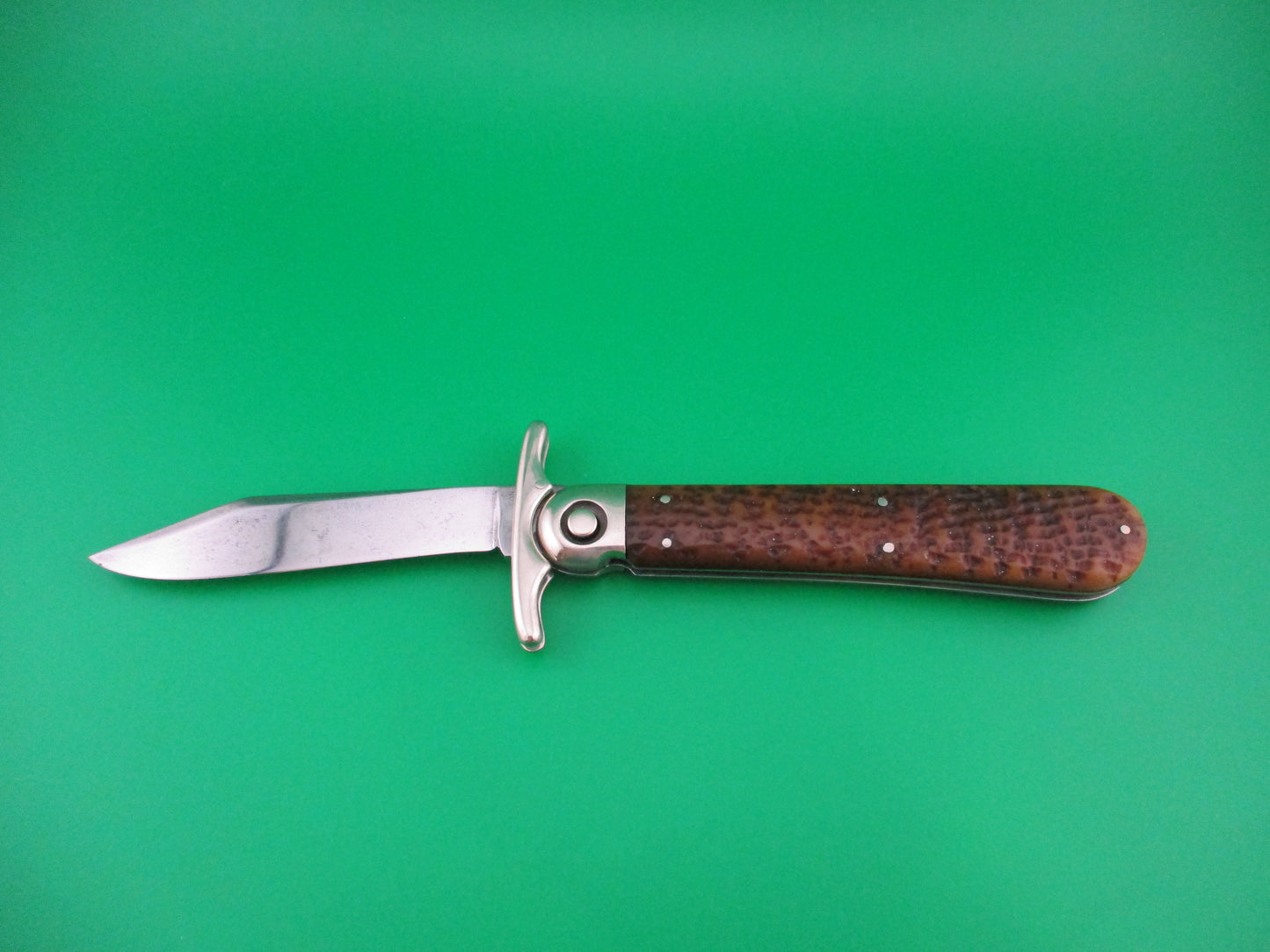 z PRESS BUTTON KNIFE CO The VICTOR Antique switchblade knife
