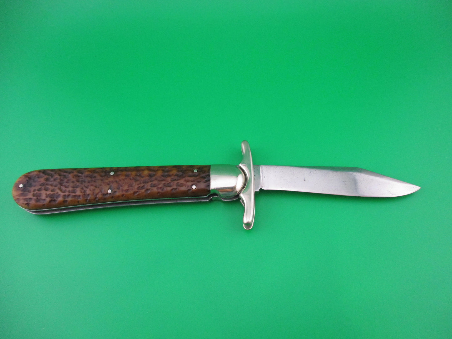 z PRESS BUTTON KNIFE CO The VICTOR Antique switchblade knife