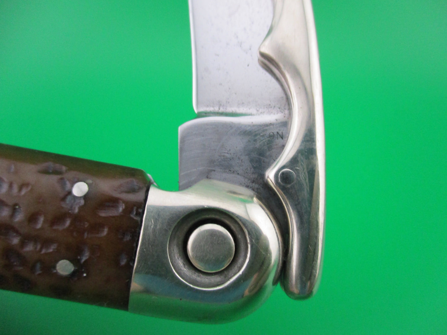 z PRESS BUTTON KNIFE CO The VICTOR Antique switchblade knife