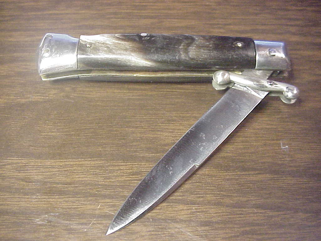 Inox PATENT 18cm Italian Swing Guard Dark Horn vintage switchblade knife