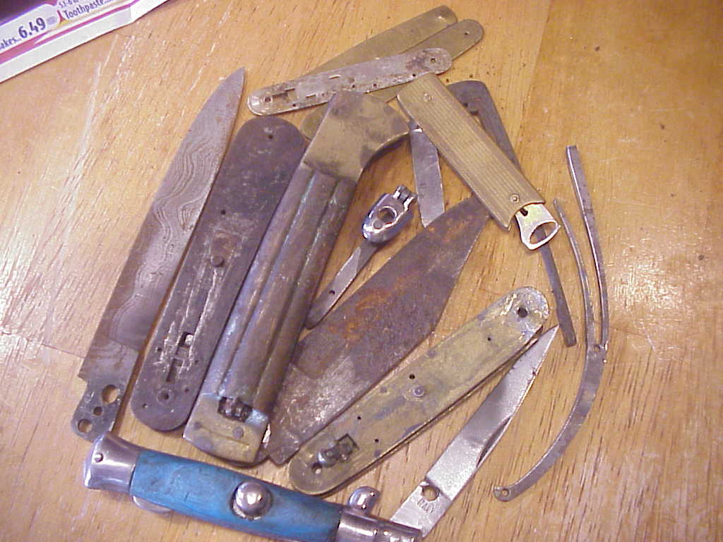 z Group of switchblade parts 2