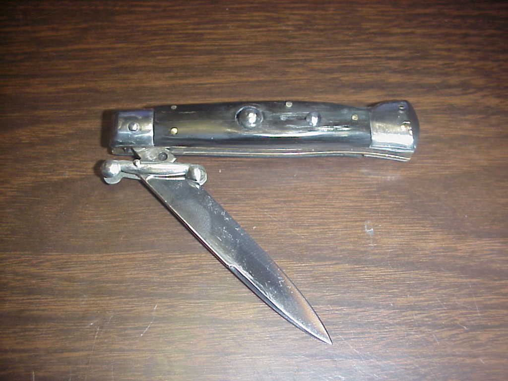 Inox PATENT 18cm Italian Swing Guard Dark Horn vintage switchblade knife