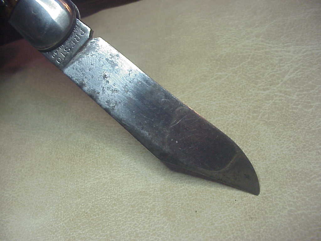 z PRESTO M2 Bone WWII paratrooper switchblade knife