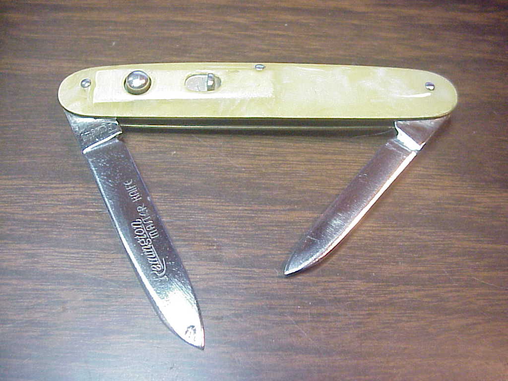 z Remington 8065MW Double Onyx Cell Etched Vintage automatic knife