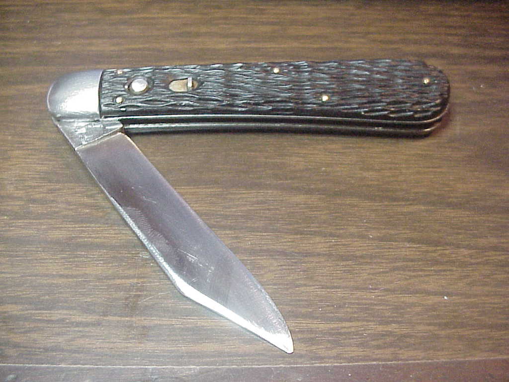 SCHRADE WALDEN 154 Hunter Black Stagged automatic knife