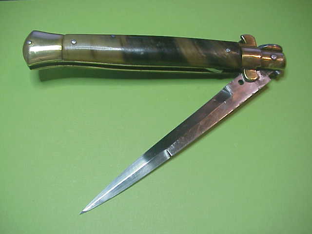 1940s 26cm Italian Brass Flat Guard Picklock Honey & Cream Horn Vintage Automatic knife