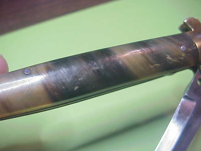 1940s 26cm Italian Brass Flat Guard Picklock Honey & Cream Horn Vintage Automatic knife