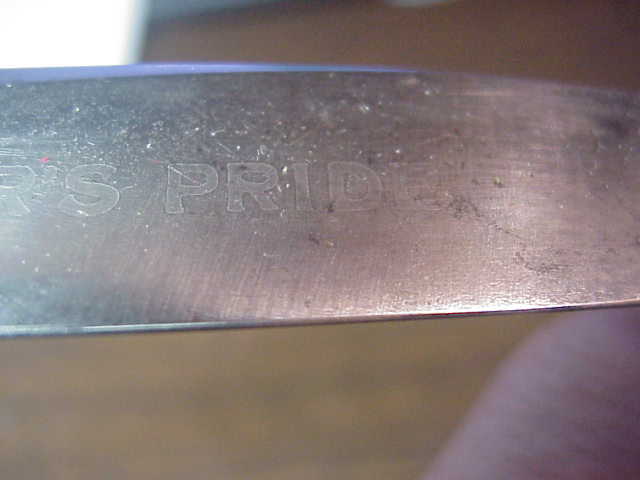 Schrade Cut Co Hunters Pride # G1543 3/4 bone ETCHED Folding guard switchblade knife