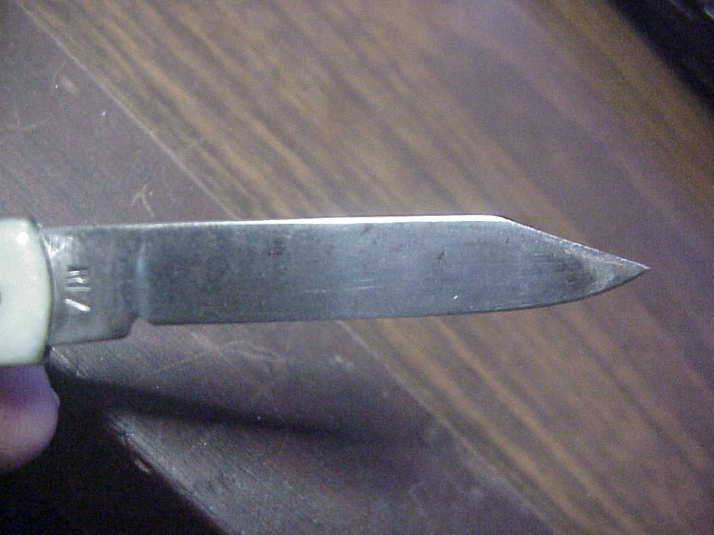 Remington R17 pullball Onyx green switchblade