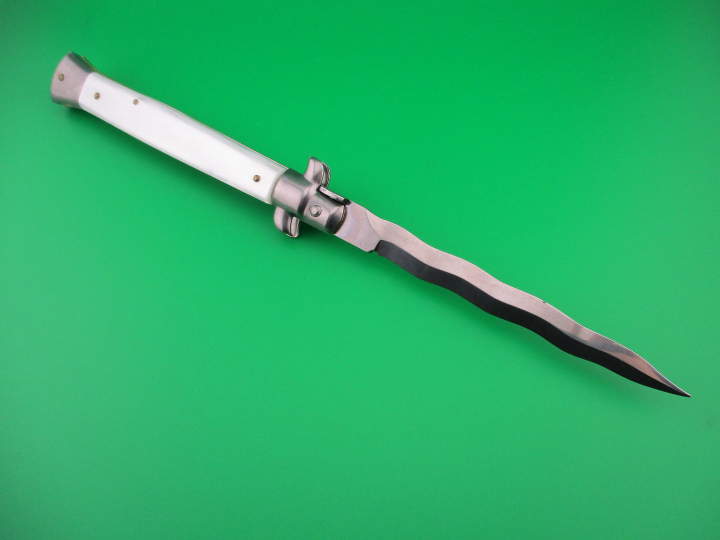 FRANK B ITALY 28cm Italian Stiletto KRIS blade swivel bolster Pearlex automatic knife