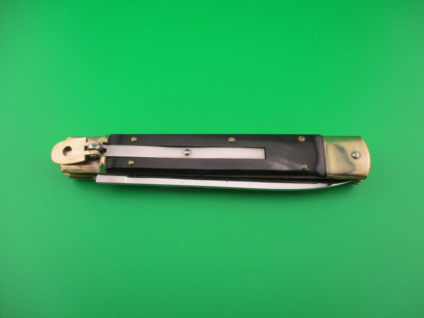 Hubertus 14cm West German Lever Large Horn Slimline 2 blade automatic knife